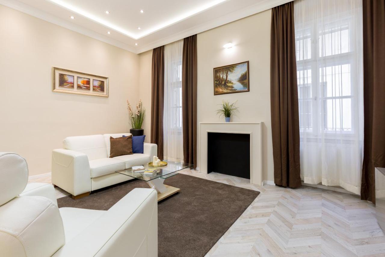 Cozy Dream Home In The Absolute Center Budapest Kültér fotó